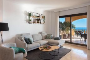 Deluxe 2-Bedroom with Breathtaking Views